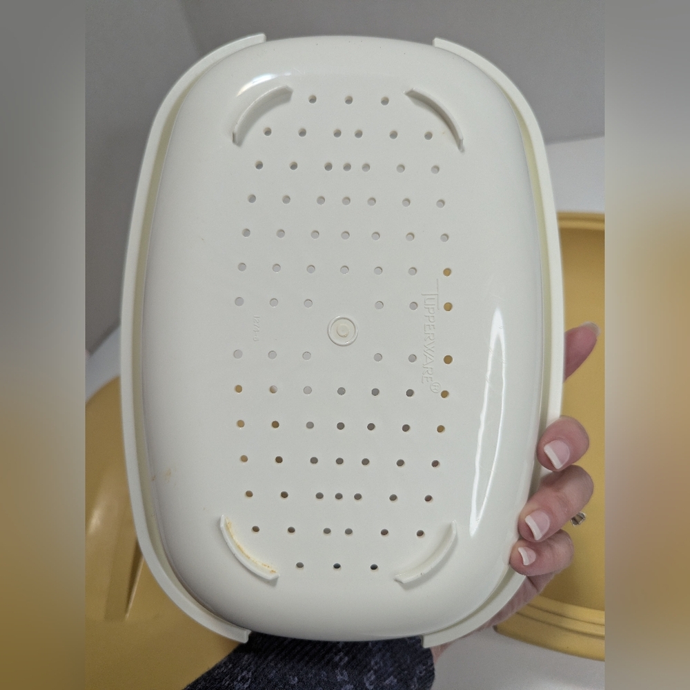 Vintage Tupperware Harvest Gold Microwave Steamer 3 Piece - Picture 5 of 8